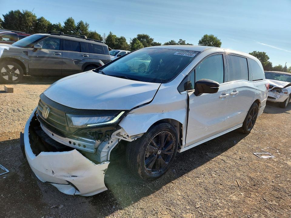 2023 Honda Odyssey VIN 5FNRL6H7XPB041735 — COPART salvage auction photo