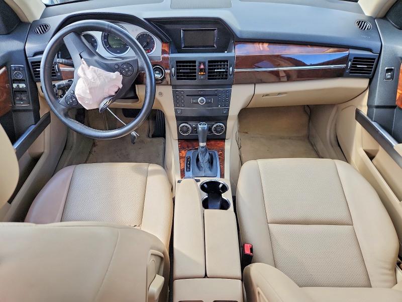 2010 Mercedes-benz Glk-class VIN WDCGG8HB2AF355985 COPART salvage auction — FRONT END, MA - CERTIFICATE OF TITLE, sold $1,500 on 2026-08-13 (photo 8)