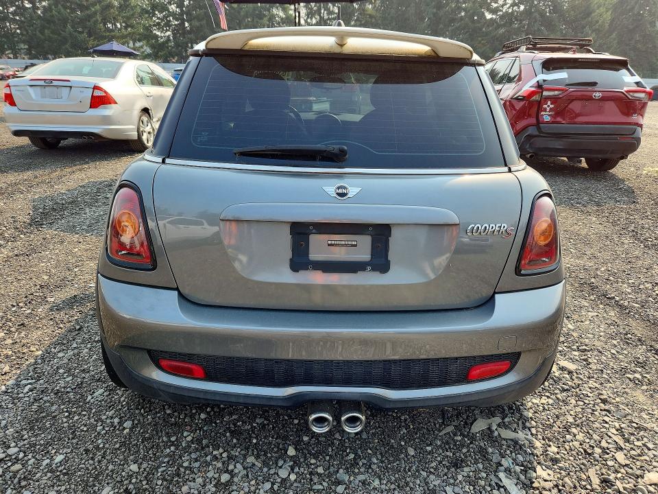 2007 Mini Cooper VIN WMWMF73557TL85058 COPART salvage auction — FRONT END, Wa - Vehicle Cert Of Ownership-Titl, sold $100 on 2026-08-07 (photo 6)