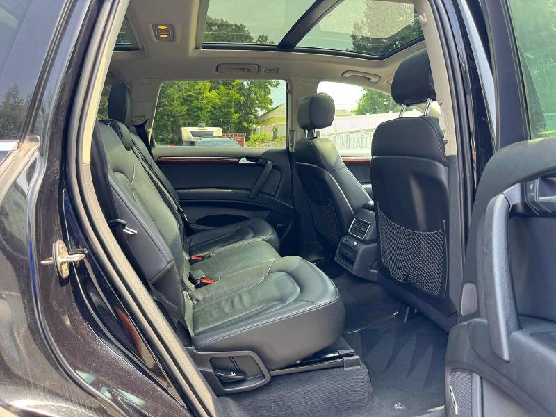 2015 Audi Q7 VIN WA1LGAFEXFD028708 COPART salvage auction — MINOR DENT/SCRATCHES, NH - CERTIFICATE OF TITLE, sold $4,400 on 2026-09-29 (photo 8)