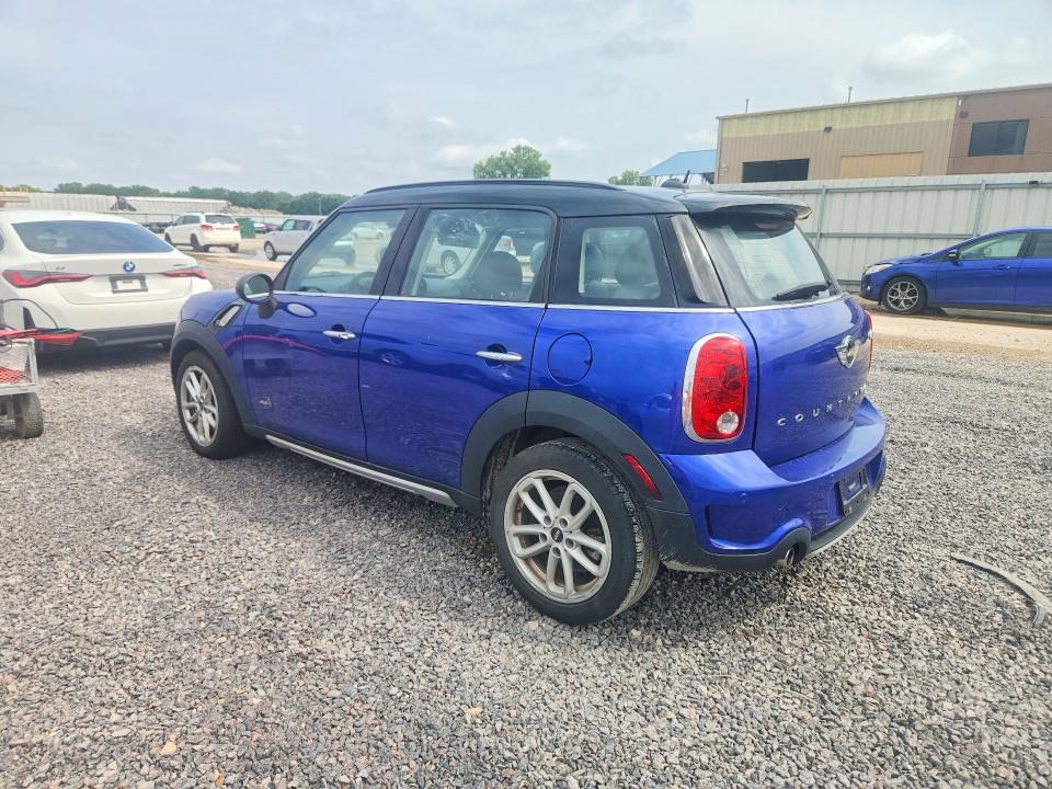 2016 Mini Cooper VIN WMWZC5C52GWU01332 COPART salvage auction — MINOR DENT/SCRATCHES, MT - CERTIFICATE OF TITLE (P), sold $2,550 on 2026-09-08 (photo 2)
