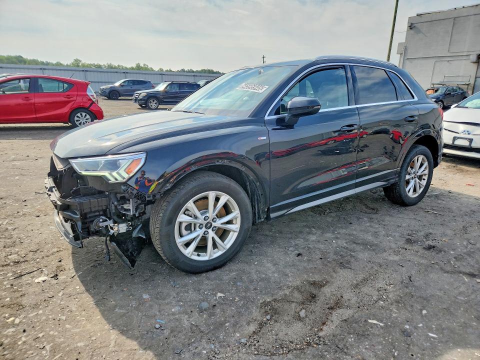 2025 Audi Q3 VIN WA1DECF30S1048000 — COPART salvage auction photo