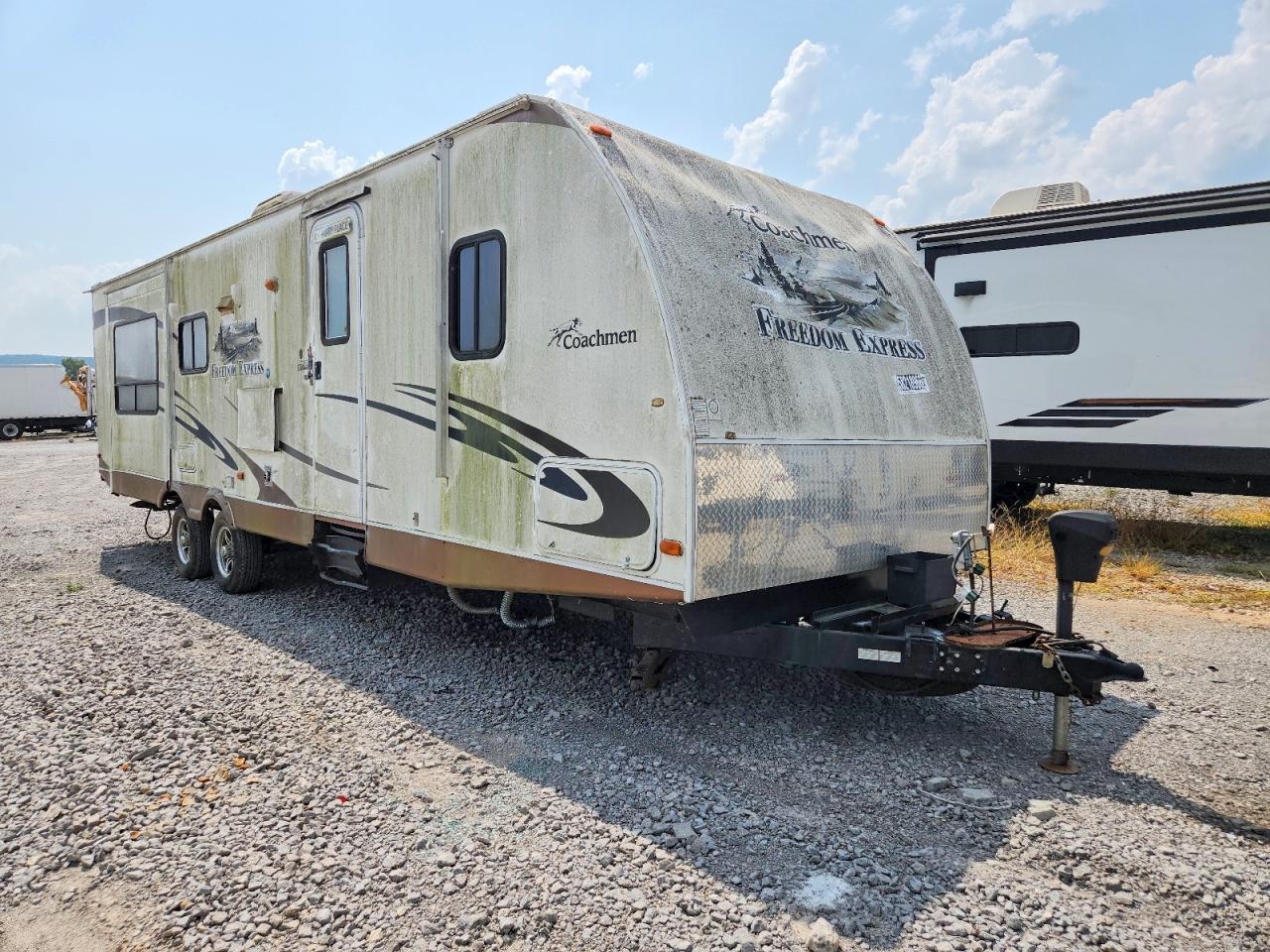 2011 Coachman Trailers VIN 5ZT2FEVB1BA004844 COPART salvage auction — Top/Roof, NY - CERTIFICATE OF TITLE, sold $20 on 2026-09-14 (photo 1)