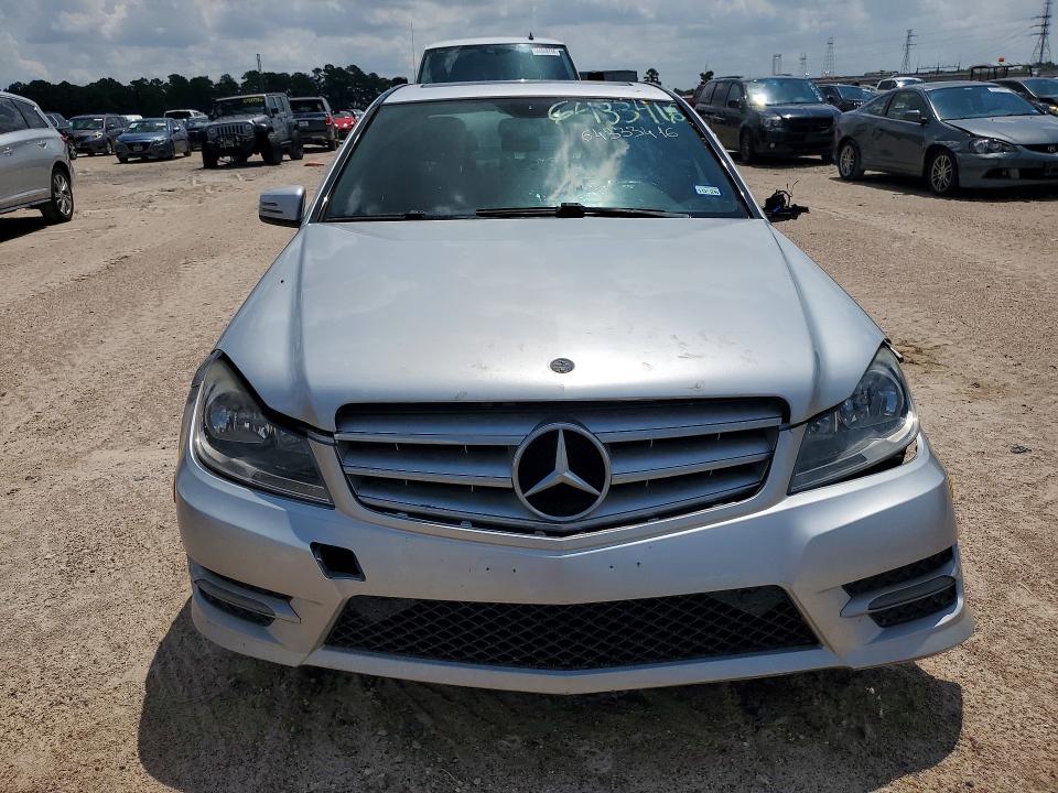 2014 Mercedes-benz C-klasse VIN WDDGF4HB3EG206217 COPART salvage auction — FRONT END, Tx - Certificate Of Title, sold $950 on 2026-08-14 (photo 5)