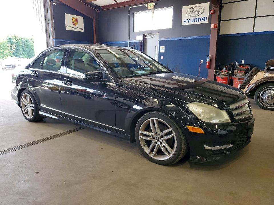 2012 Mercedes-benz C class VIN WDDGF8BB2CA704943 COPART salvage auction — MECHANICAL, CT - CERTIFICATE OF TITLE, sold $475 on 2026-08-20 (photo 4)
