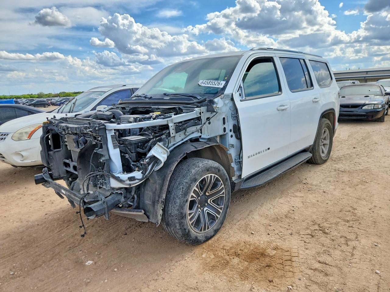 2022 Jeep Wagoneer VIN 1C4SJVDT2NS205418 — COPART salvage auction photo