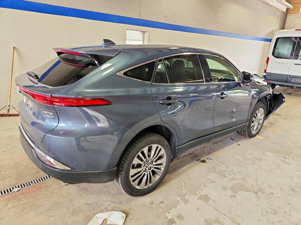 2021 Toyota Venza VIN JTEAAAAH1MJ024413 COPART salvage auction — FRONT END, Salvage Title, sold $12,200 on 2026-08-21 (photo 3)