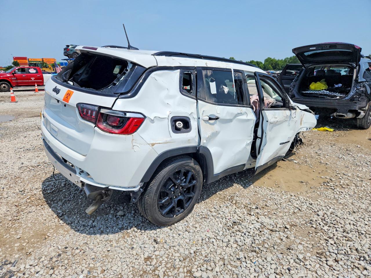 2025 Jeep Compass VIN 3C4NJDBN7ST617713 COPART salvage auction — Rollover, FL - CERT OF TITLE SLVG REBUILDABLE (P), sold $2,650 on 2026-09-15 (photo 3)