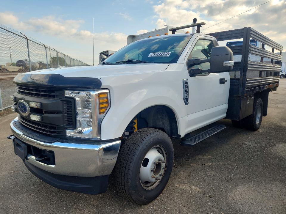 2019 Ford F-350 super duty VIN 1FDRF3H6XKEF23415 — COPART salvage auction photo