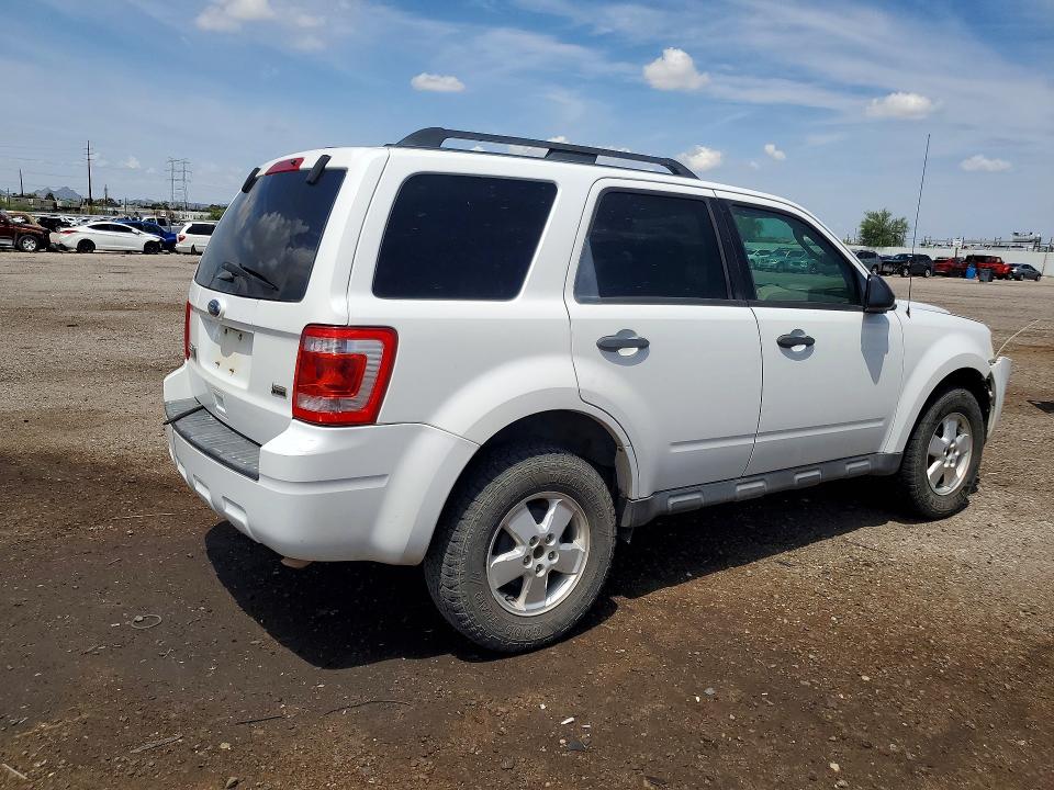 2012 Ford Escape VIN 1FMCU0DG7CKC69948 COPART salvage auction — FRONT END, Az - Cert Of Title - Salvage, sold $175 on 2026-08-20 (photo 3)