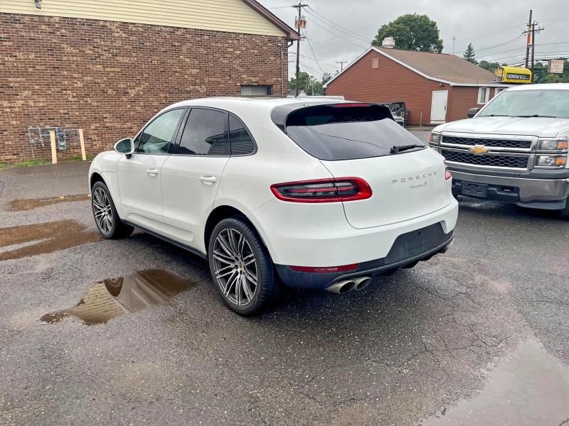 2015 Porsche Macan VIN WP1AB2A59FLB63160 COPART salvage auction — MINOR DENT/SCRATCHES, Mi - Certificate Of Title (P), sold $8,700 on 2026-08-10 (photo 2)