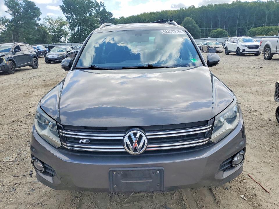 2016 Volkswagen Tiguan VIN WVGBV7AX3GW009051 COPART salvage auction — REAR END, Va - Certificate Of Title, sold $2,350 on 2026-08-18 (photo 5)