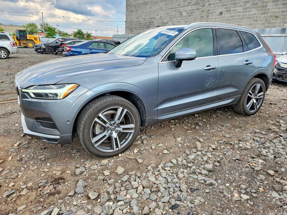 2018 Volvo Xc60 VIN YV4A22RK3J1045196 — COPART salvage auction photo