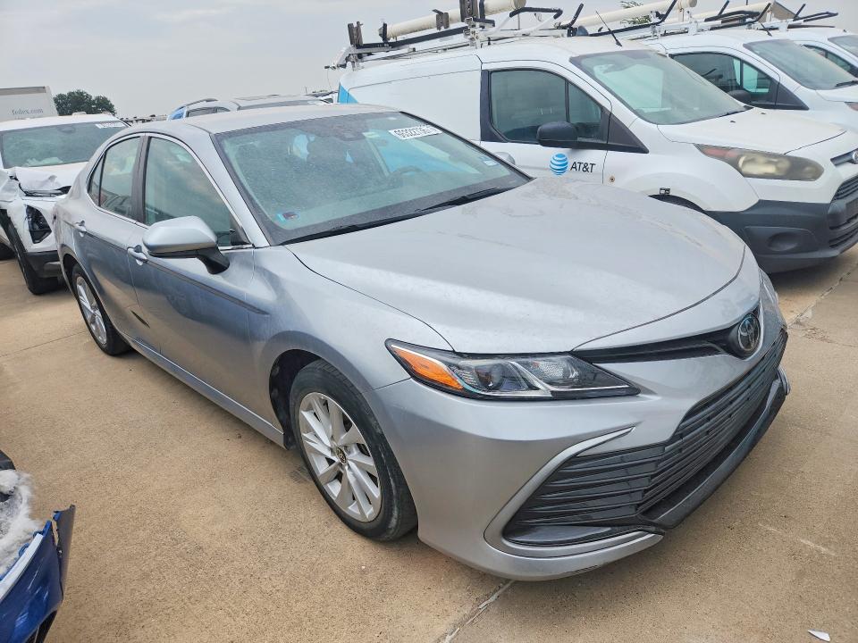 2022 Toyota Camry VIN 4T1C11AK7NU651377 COPART salvage auction — SIDE, UT - CERTIFICATE OF TITLE, sold $10,900 on 2026-09-10 (photo 4)