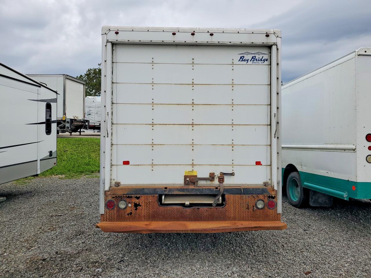 2012 Freightliner Mt45g VIN 4UZAAPDU4CCBL7709 COPART salvage auction — Normal Wear, WV - CERTIFICATE OF TITLE (P), sold $2,000 on 2026-09-08 (photo 6)