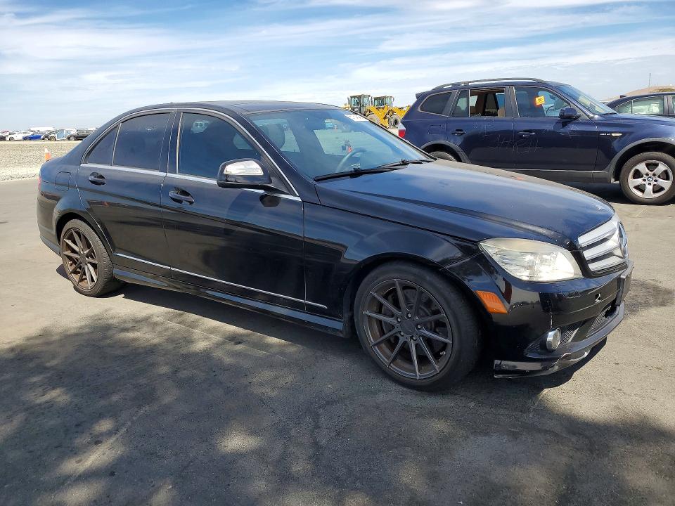 2008 Mercedes-benz C-klasse VIN WDDGF56X08R036332 COPART salvage auction — MINOR DENT/SCRATCHES, Ca - Dis/Dlr/Exp Only Clean Title, sold $250 on 2026-08-19 (photo 4)
