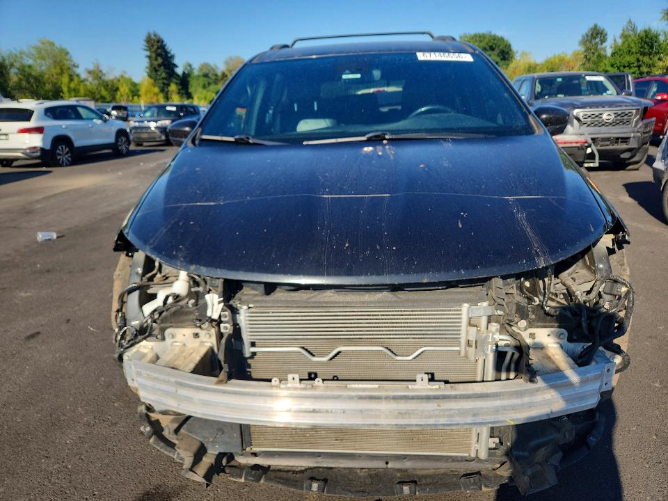 2020 Chrysler Pacifica VIN 2C4RC3BG0LR263674 COPART salvage auction — FRONT END, Or - Certificate Of Title, sold $4,050 on 2026-09-14 (photo 5)
