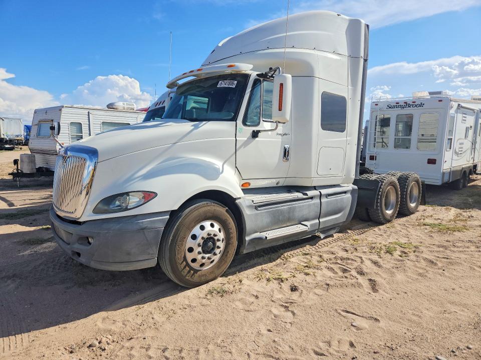 2014 International VIN 3HSDJSJR4EN760560 COPART salvage auction — MINOR DENT/SCRATCHES, Salvage Title, sold $11,000 on 2026-09-22 (photo 1)