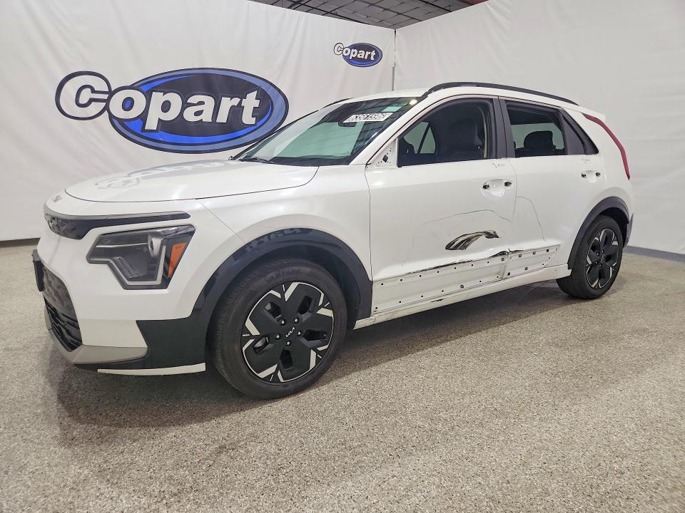 2023 Kia Niro VIN KNDCR3L13P5027084 — COPART salvage auction photo