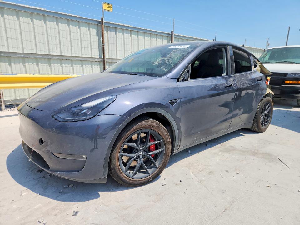 2022 Tesla Model y VIN 7SAYGDEF3NF467377 — COPART salvage auction photo