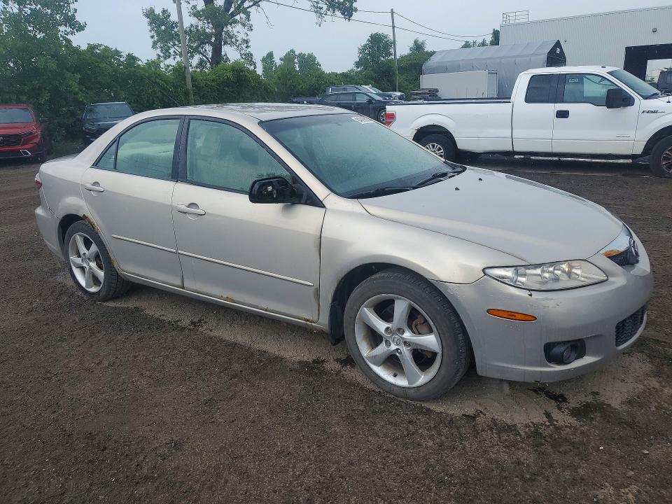 2008 Mazda 6 VIN 1YVHP80C785M07135 COPART salvage auction — SIDE, Qc - Gravement Accidente, sold $350 on 2026-09-08 (photo 4)