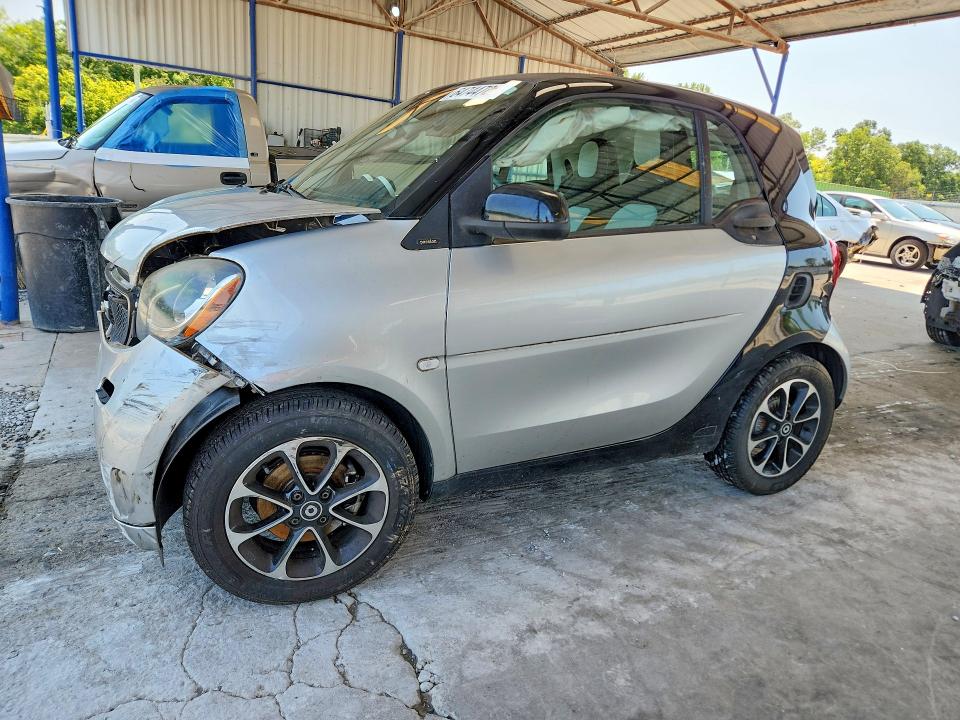 2016 Smart Fortwo VIN WMEFJ5DA6GK045998 COPART salvage auction — FRONT END, Ga - Cert Of Title-Salvage, sold $1,450 on 2026-08-27 (photo 1)
