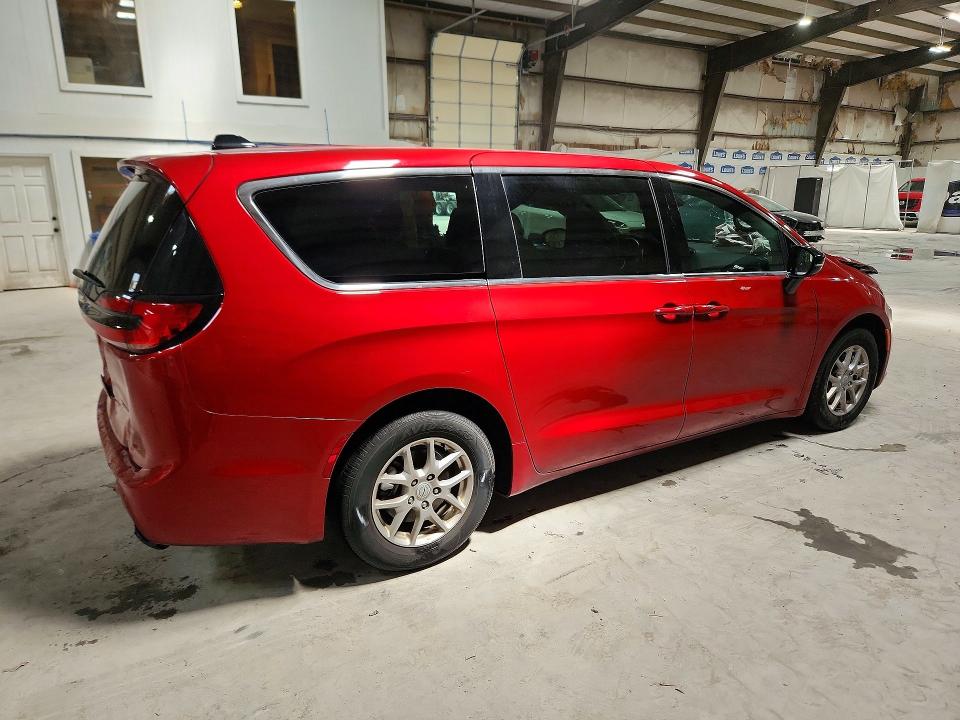 2026 Chrysler Pacifica VIN 2C4RC1BG9TR175243 COPART salvage auction — FRONT END, Fl - Certificate Of Title, sold $11,300 on 2026-08-19 (photo 3)