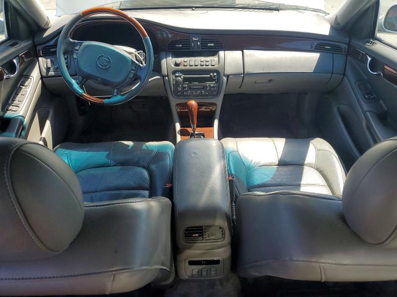 2002 Cadillac Deville VIN 1G6KF57972U103407 COPART salvage auction — MINOR DENT/SCRATCHES, CA - DIS/DLR/EXP ONLY CLEAN TITLE, sold $250 on 2026-09-02 (photo 8)