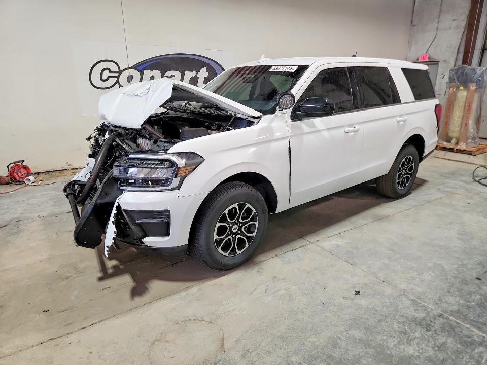 2024 Ford Expedition VIN 1FMJU1G86REA87263 — COPART salvage auction photo