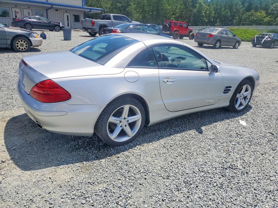 2005 Mercedes-benz Sl-class VIN WDBSK75F25F096516 COPART salvage auction — WATER/FLOOD, NC - DEALER ONLY SALVAGE TITLE, sold $2,600 on 2026-08-20 (photo 3)