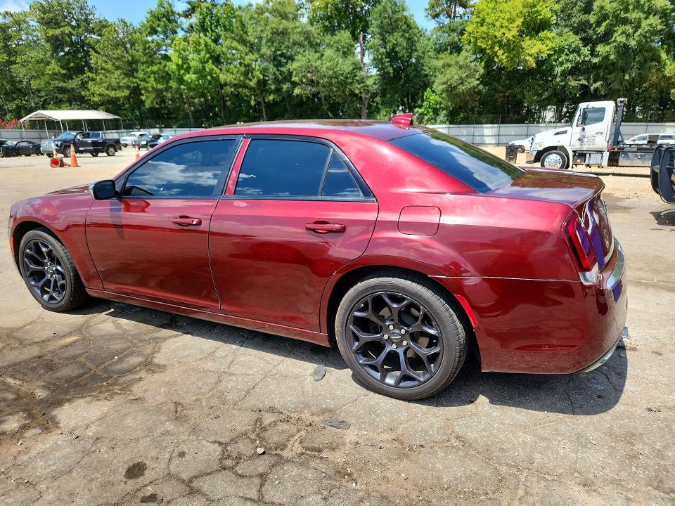 2019 Chrysler 300 VIN 2C3CCAAG6KH590617 COPART salvage auction — NORMAL WEAR, GA - CERT OF TITLE-COURT ORDER, sold $7,400 on 2026-08-21 (photo 2)