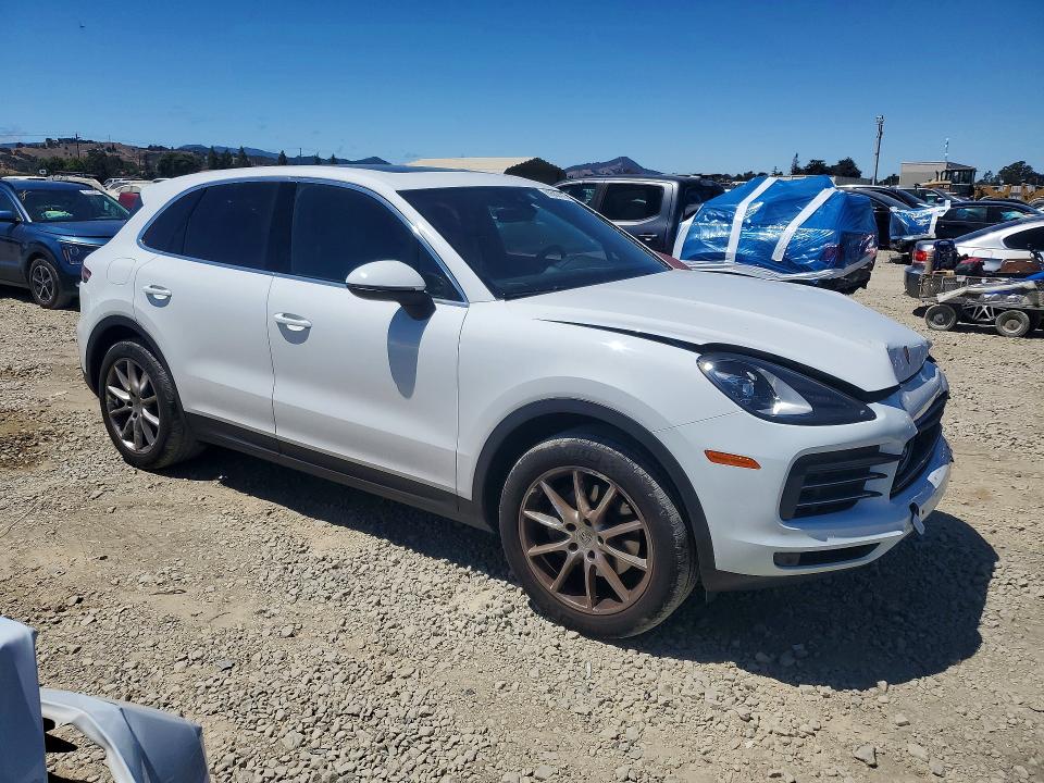 2020 Porsche Cayenne VIN WP1AA2AY2LDA00546 COPART salvage auction — FRONT END, Salvage Title, sold $18,400 on 2026-08-20 (photo 4)