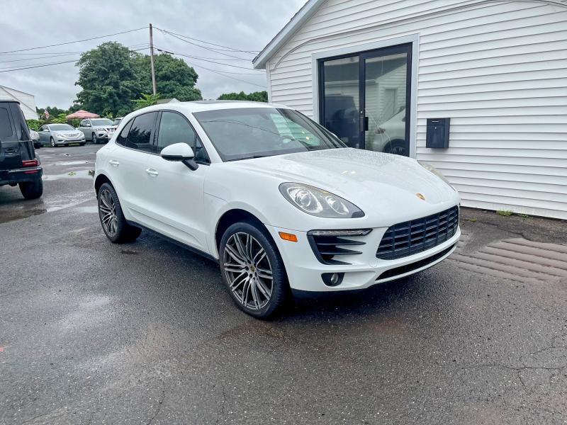 2015 Porsche Macan VIN WP1AB2A59FLB63160 COPART salvage auction — MINOR DENT/SCRATCHES, Mi - Certificate Of Title (P), sold $8,700 on 2026-08-10 (photo 4)