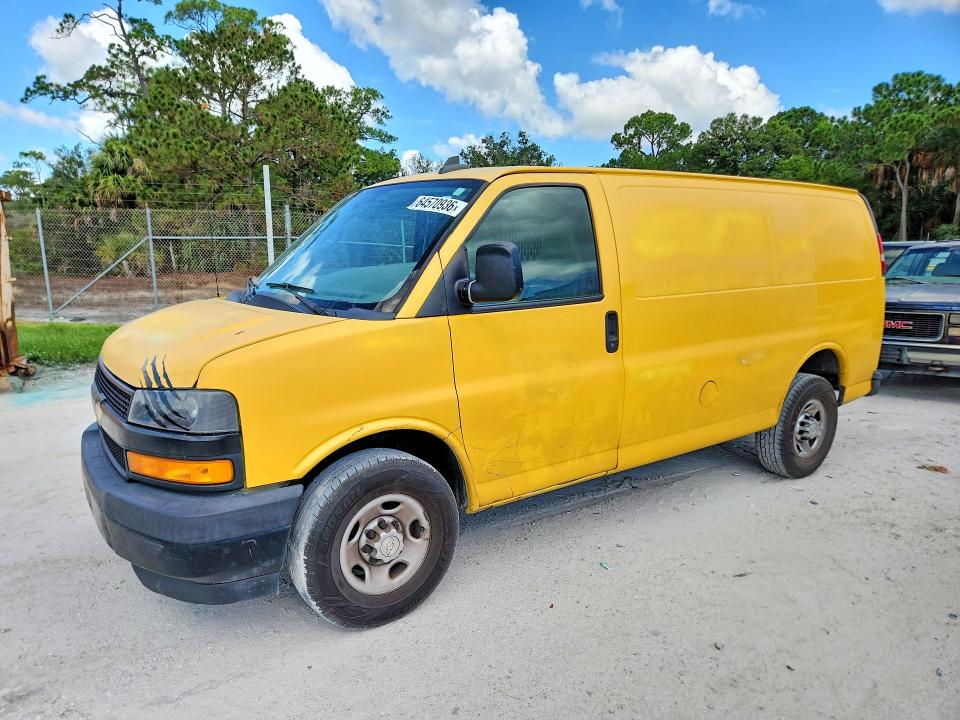 2018 Chevrolet Express VIN 1GCWGAFP5J1342605 COPART salvage auction — SIDE, Fl - Certificate Of Title, sold $2,500 on 2026-09-16 (photo 1)