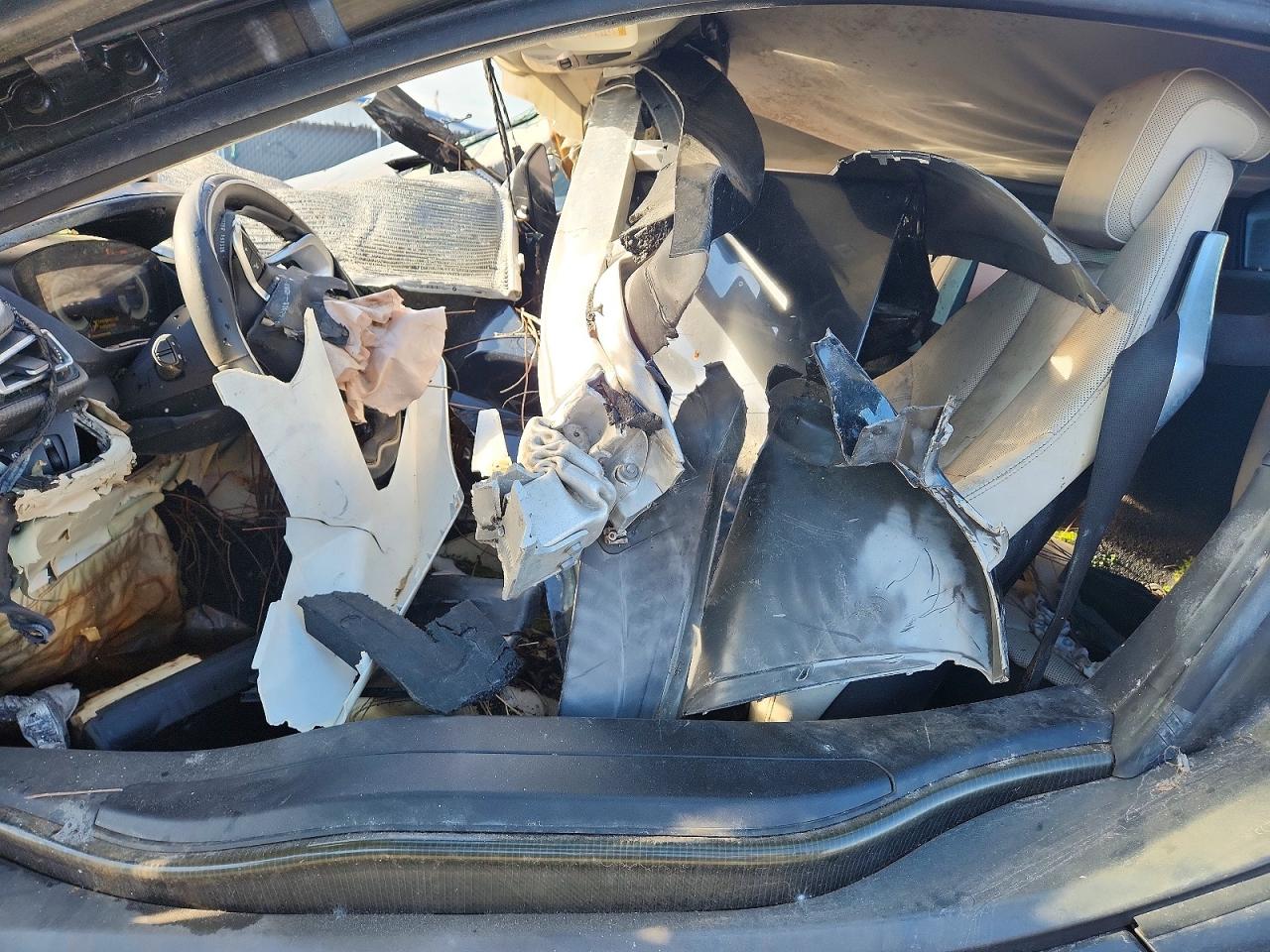 2019 BMW I8 VIN WBY2Z4C5XKVB81936 COPART salvage auction — Water/Flood, FL - CERTIFICATE OF TITLE, sold $325 on 2026-09-03 (photo 7)