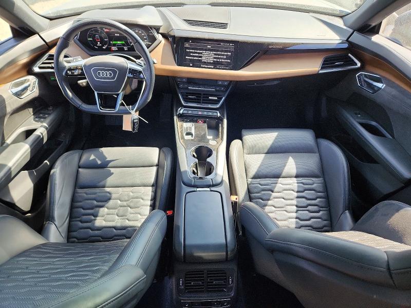 2022 Audi E-tron gt VIN WAUDJBFW4N7003873 COPART salvage auction — MINOR DENT/SCRATCHES, CA - SALVAGE CERTIFICATE, sold $27,750 on 2026-09-24 (photo 8)