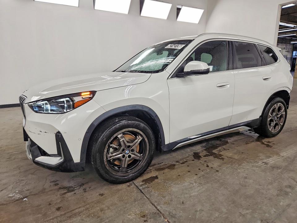 2026 BMW X1 VIN WBX73EF04T5470908 — COPART salvage auction photo