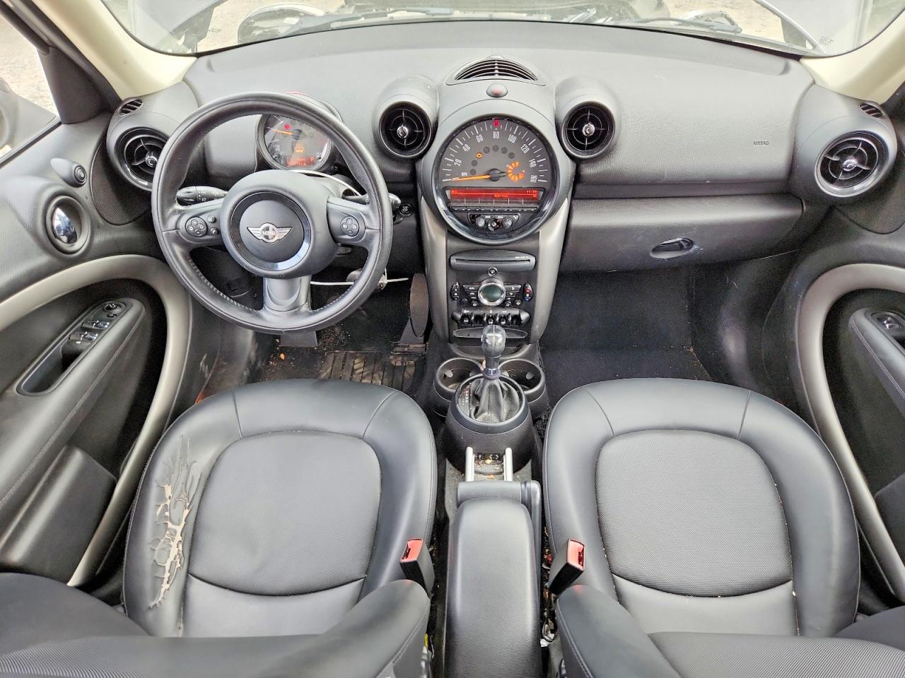 2016 Mini Cooper VIN WMWZB3C52GWR47927 COPART salvage auction — Front End, Bs - Salvage Title, sold $900 on 2026-09-15 (photo 8)