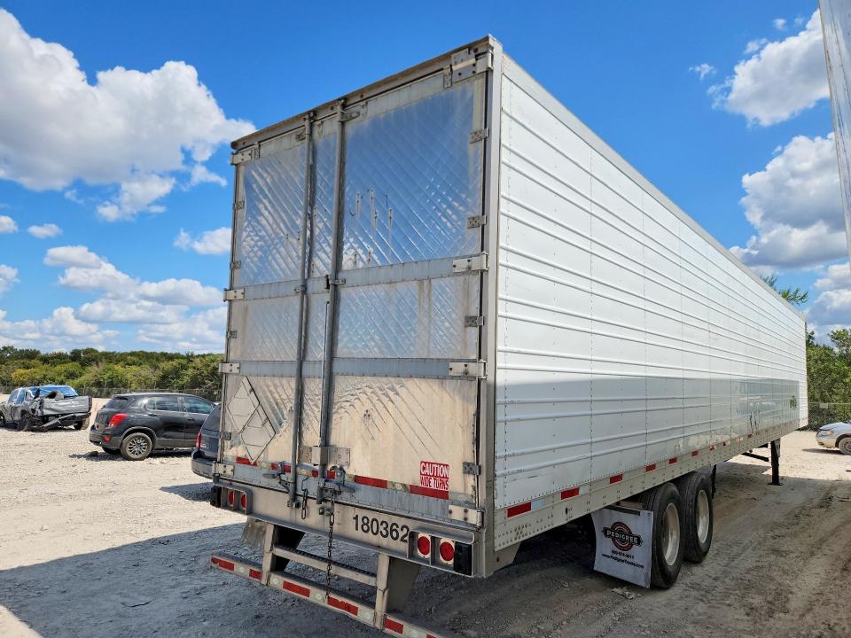 2018 Utility All models VIN 1UYVS2530JM851063 COPART salvage auction — NORMAL WEAR, ST, sold $12,300 on 2026-08-24 (photo 3)