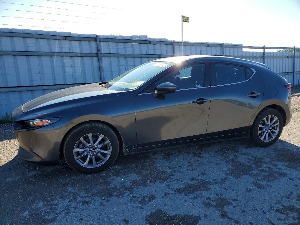 2022 Mazda 3 VIN JM1BPAK76N1519950 — COPART salvage auction photo