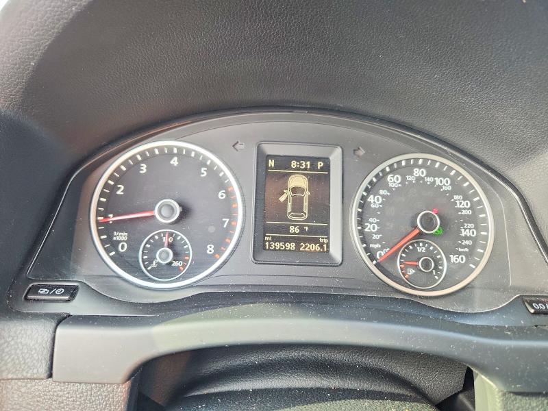 2016 Volkswagen Tiguan VIN WVGAV7AX3GW596329 COPART salvage auction — NORMAL WEAR, Tx - Certificate Of Title, sold $2,000 on 2026-08-10 (photo 9)