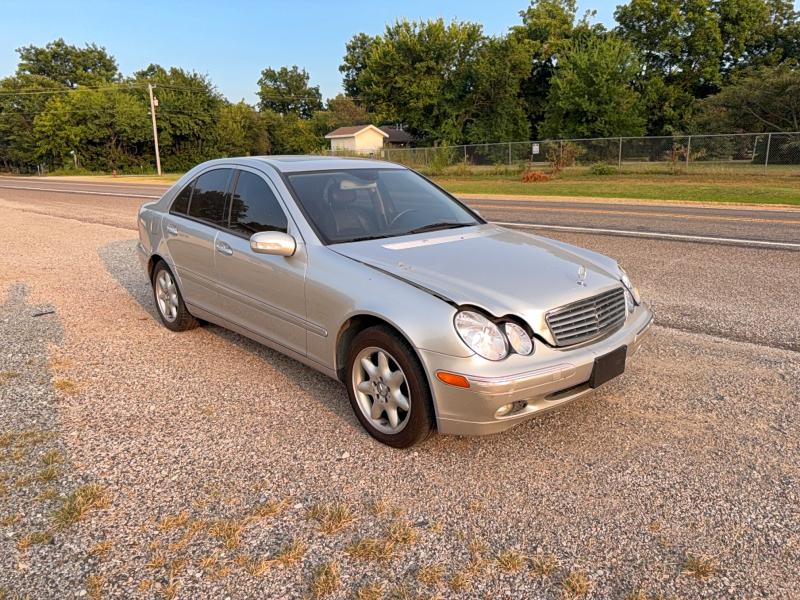 2003 Mercedes-benz C class VIN WDBRF61JX3F351952 COPART salvage auction — NORMAL WEAR, OK - CERTIFICATE OF TITLE (P), sold $2,500 on 2026-08-13 (photo 1)