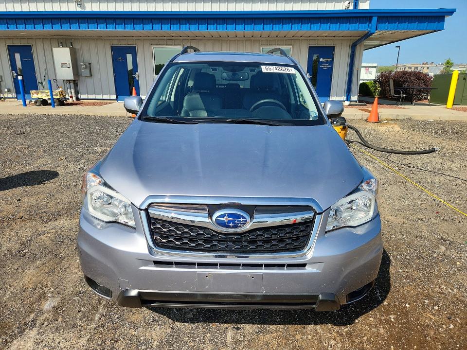 2016 Subaru Forester VIN JF2SJAXCXGH407719 COPART salvage auction — HAIL, Wi - Certificate Of Title, sold $8,100 on 2026-08-25 (photo 5)