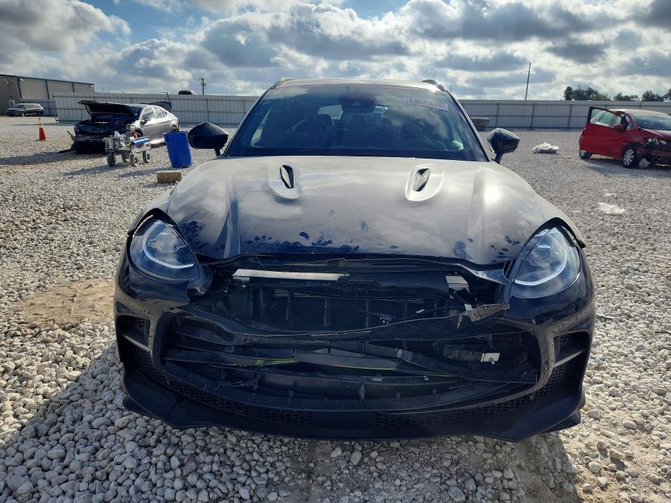 2024 Aston martin Dbx VIN SD7VUJBW1RTV09690 COPART salvage auction — REAR END, Tx - Salvage Vehicle Title, sold $49,000 on 2026-10-01 (photo 5)