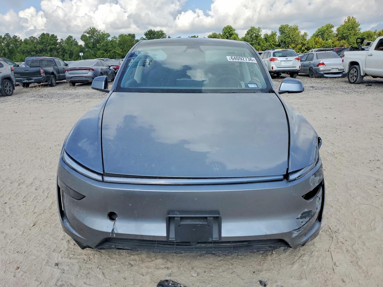 2026 Tesla Model Y VIN 7SAYGDEE7TA590973 COPART salvage auction — Rear End, Sv - Salvage Title, sold $20,400 on 2026-09-25 (photo 5)