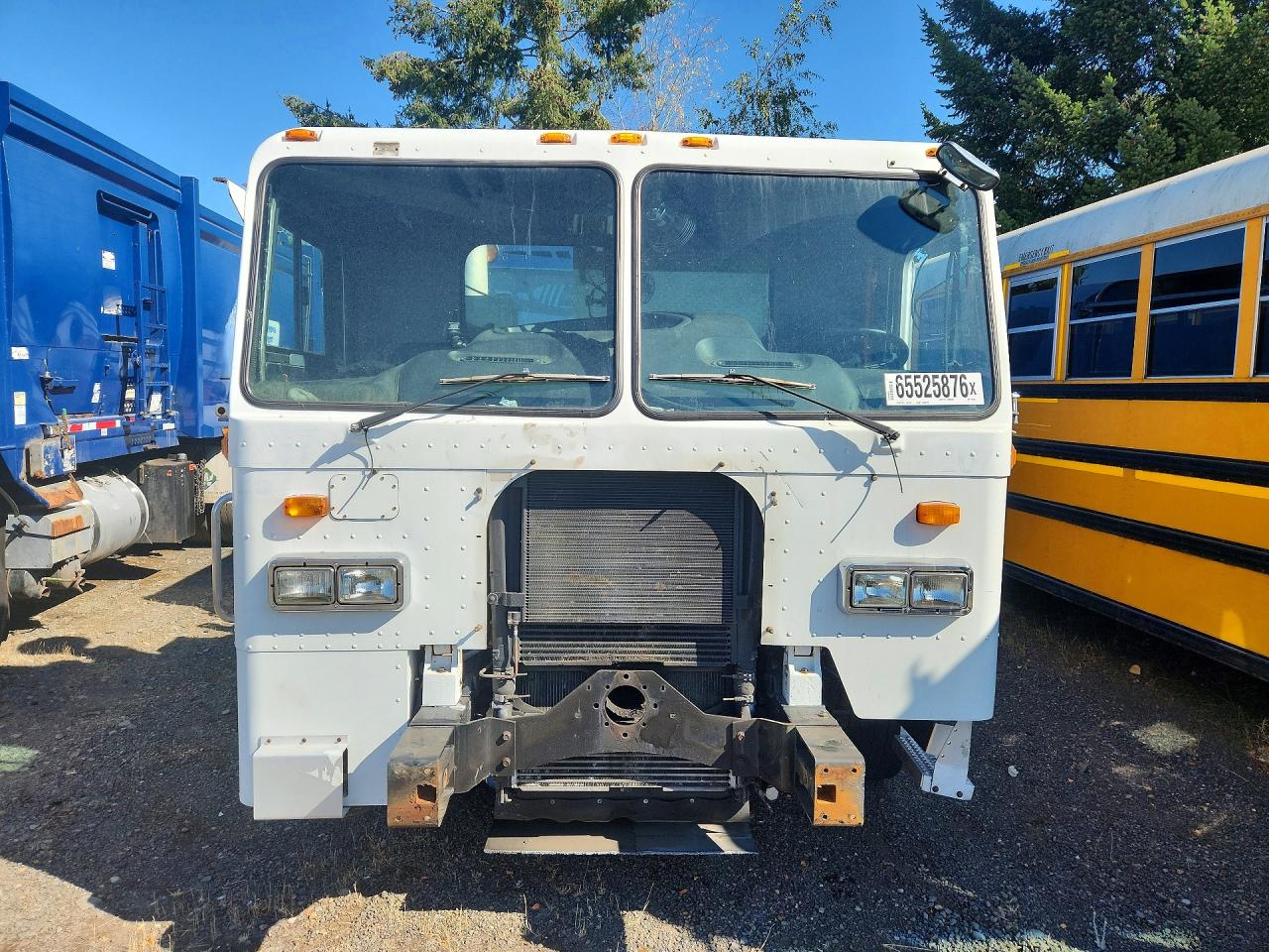 2012 VIN 3BPZH78X5CF156180 COPART salvage auction — Front End, Cd - Non-Repairable, sold $15 on 2026-09-24 (photo 5)