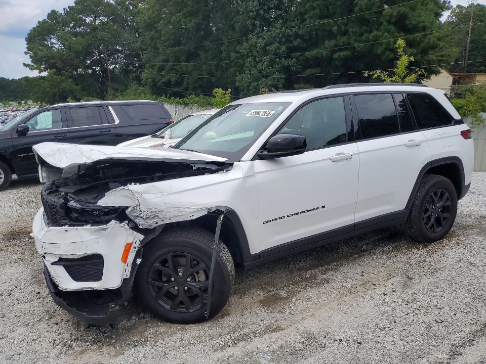2025 Jeep Cherokee VIN 1C4RJGAG6S8767509 — COPART salvage auction photo