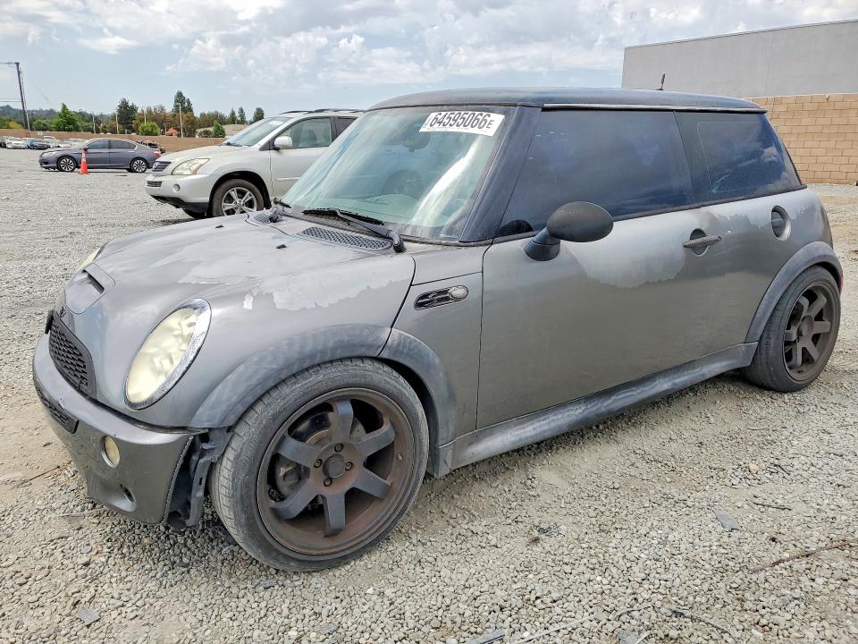 2005 Mini Cooper VIN WMWRE335X5TL12461 COPART salvage auction — MECHANICAL, CA - DIS/DLR/EXP ONLY CLEAN TITLE, sold $175 on 2026-08-19 (photo 1)