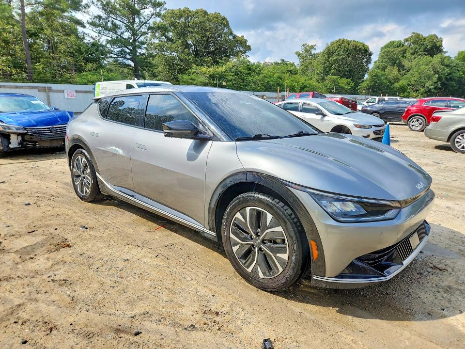 2023 Kia Ev6 VIN KNDC34LA1P5604086 COPART salvage auction — FRONT END, FL - CERTIFICATE OF TITLE, sold $9,400 on 2026-08-19 (photo 4)