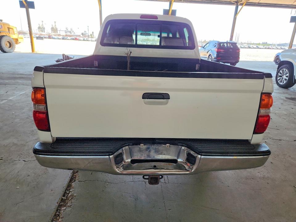 2004 Toyota Tacoma VIN 5TEHN72N04Z458858 COPART salvage auction — MINOR DENT/SCRATCHES, AZ - CERT OF TITLE - SALVAGE, sold $11,400 on 2026-08-24 (photo 6)